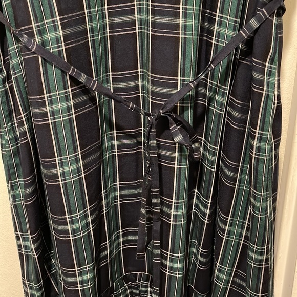 Loft Plus green and navy blue plaid swing dress - Picture 2 of 4